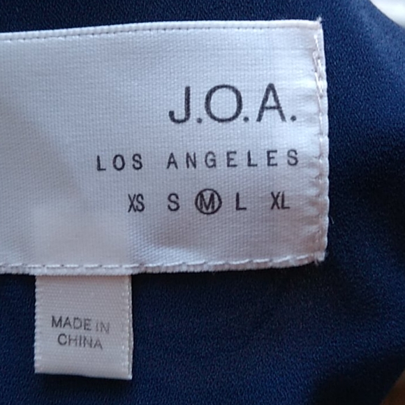 JOA Los Angeles M Cold Shoulder Blouse LG Floral - Picture 7 of 8